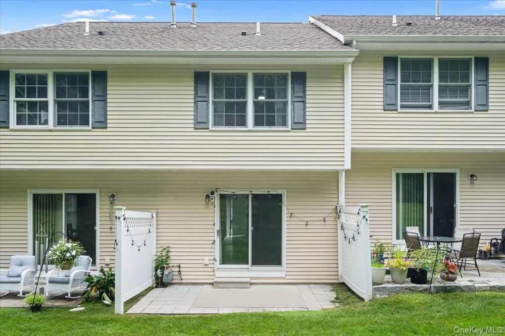 307 Alexandra Court Carmel, NY 10512
