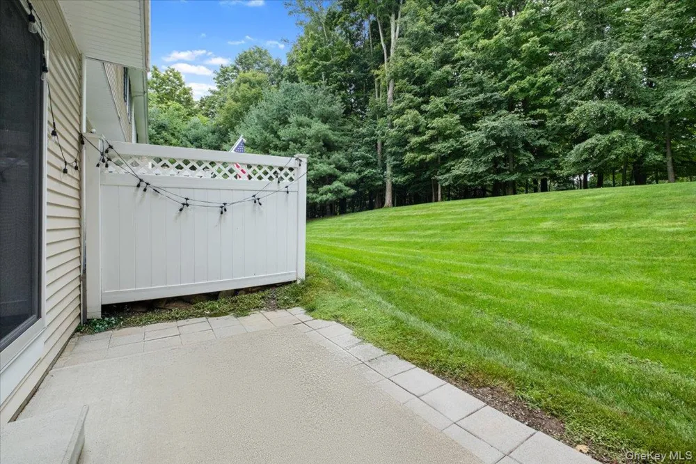 307 Alexandra Court Carmel, NY 10512