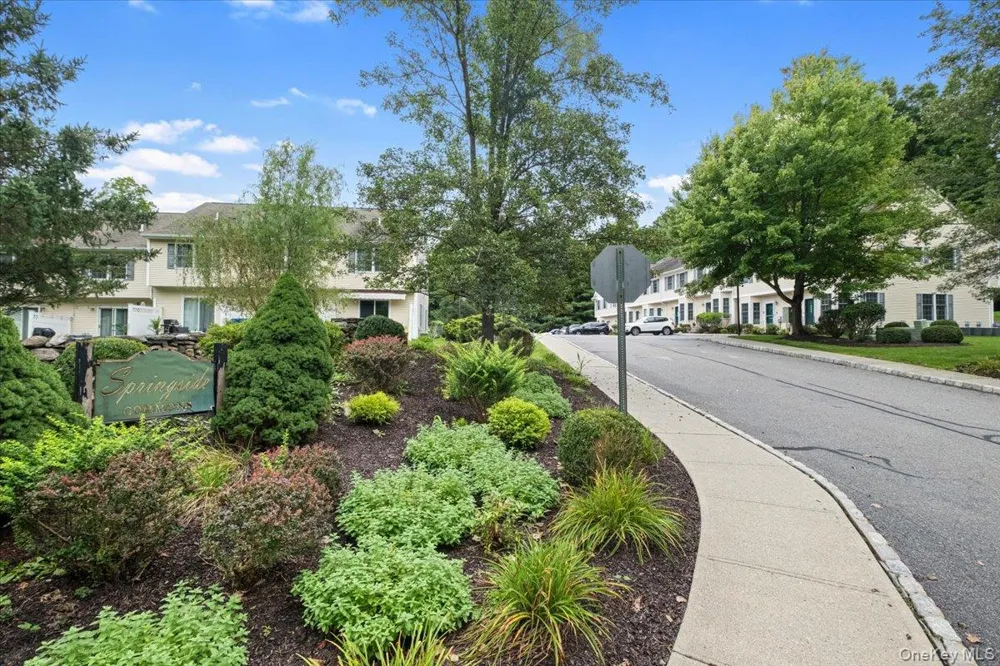307 Alexandra Court Carmel, NY 10512