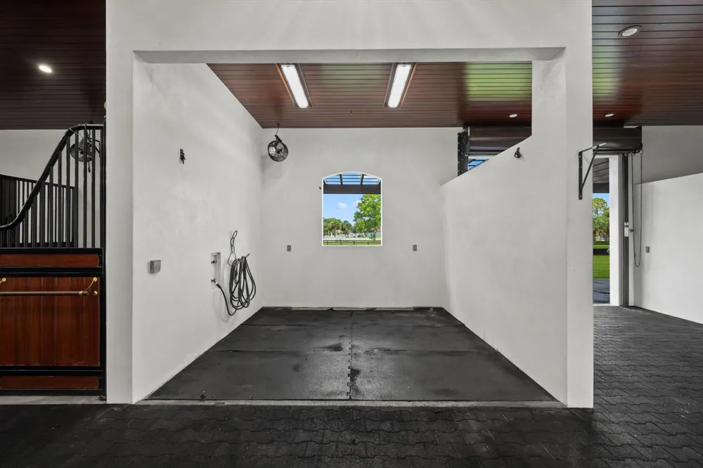 843 STALLION DRIVE Loxahatchee, FL 33470