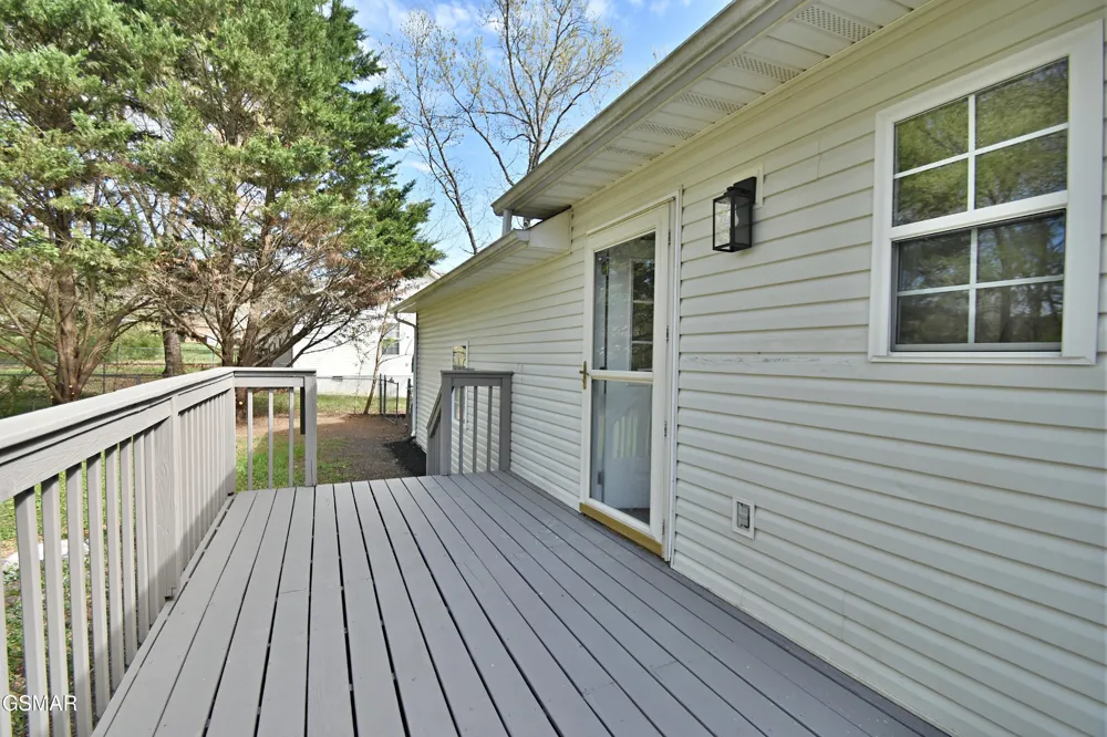 2913 Village Lane Sevierville, TN 37862