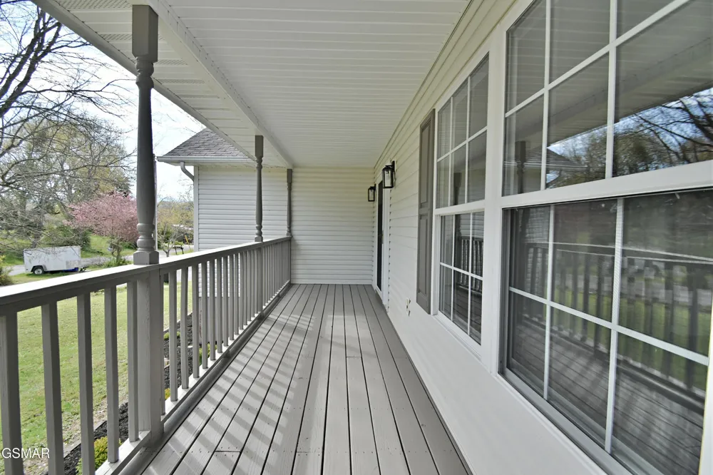 2913 Village Lane Sevierville, TN 37862