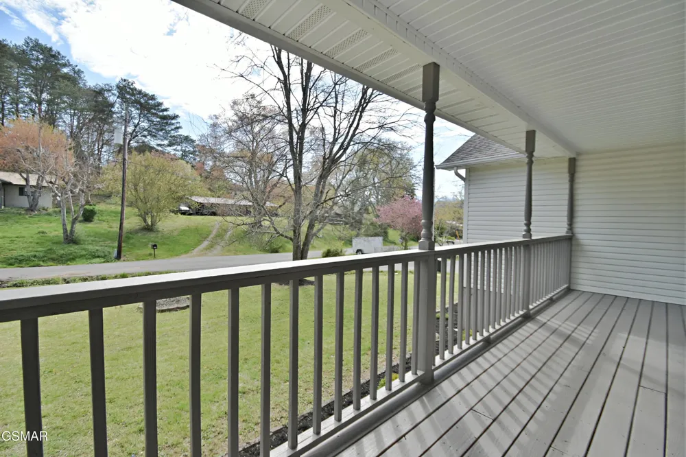2913 Village Lane Sevierville, TN 37862