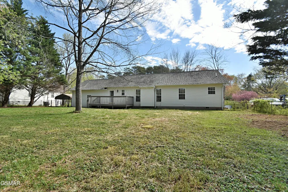 2913 Village Lane Sevierville, TN 37862