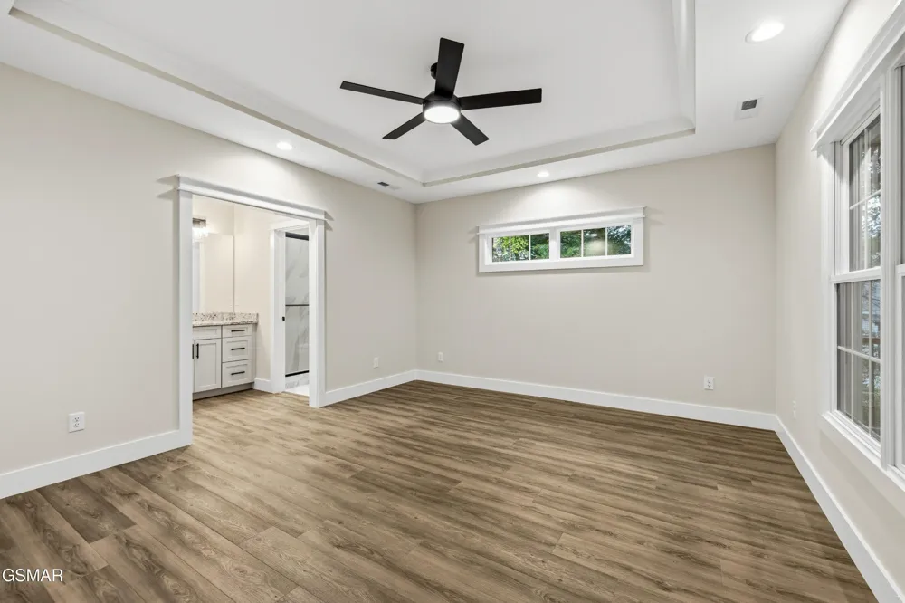910 Fine Glen Drive Sevierville, TN 37862
