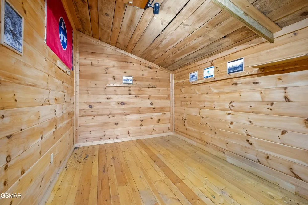 1145 Little Cove Road Sevierville, TN 37862