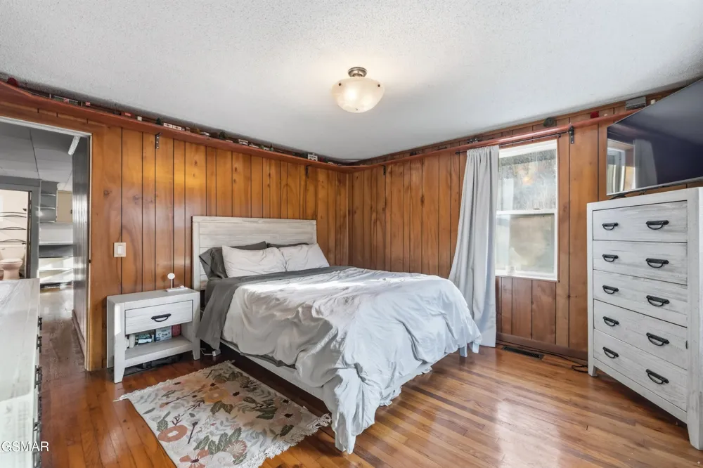 1145 Little Cove Road Sevierville, TN 37862