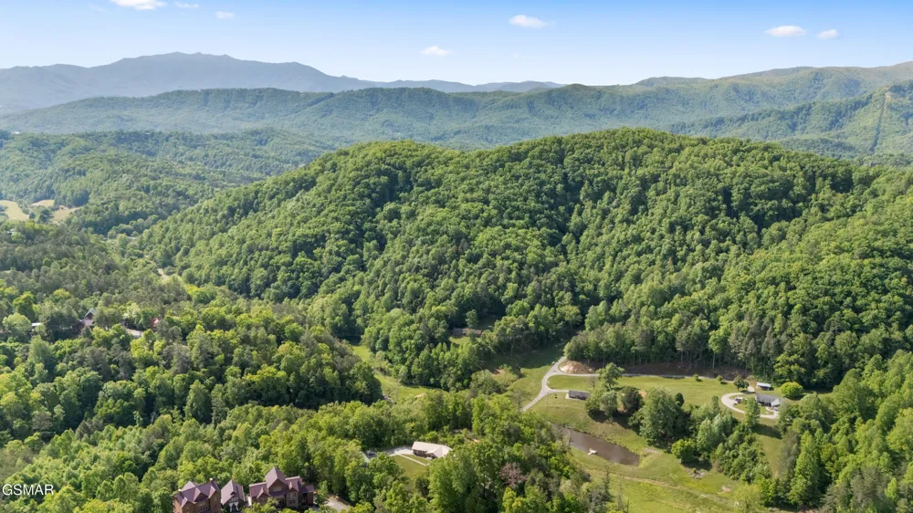 1181 Pine Mountain Road Sevierville, TN 37862