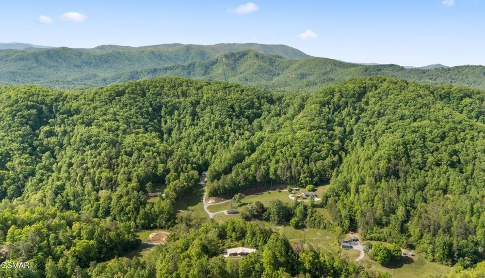 1181 Pine Mountain Road Sevierville, TN 37862