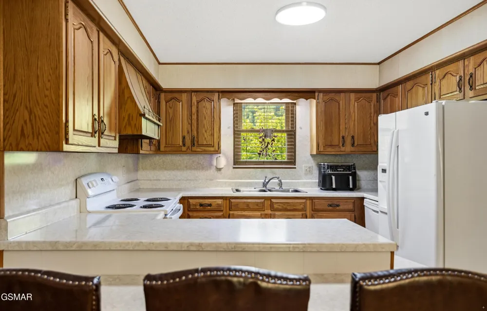 1181 Pine Mountain Road Sevierville, TN 37862