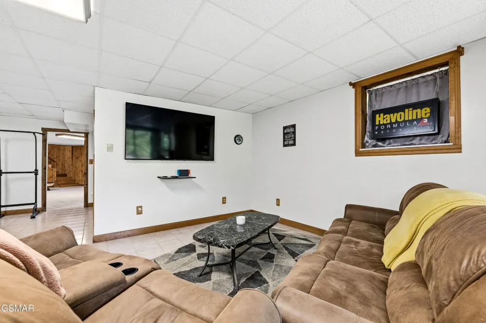 1181 Pine Mountain Road Sevierville, TN 37862