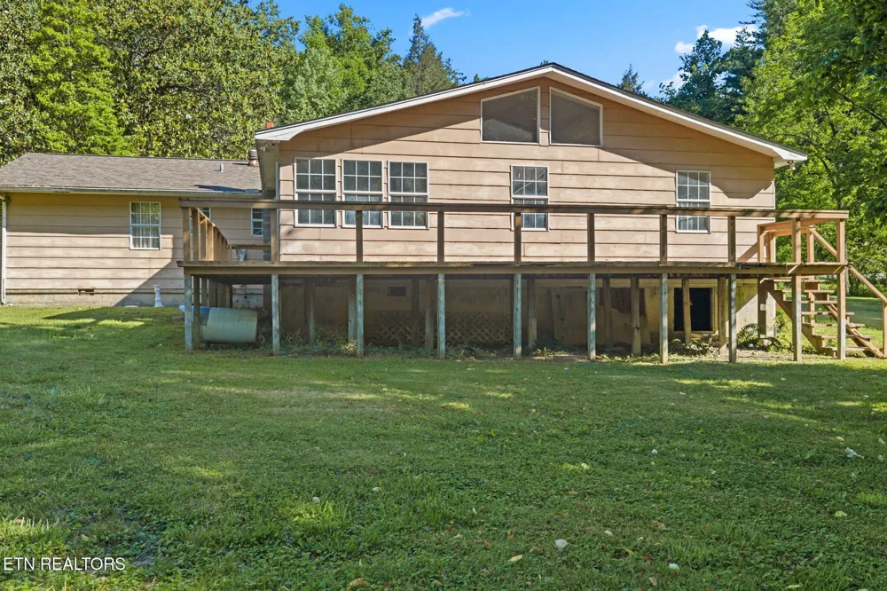 369 Back Valley Rd Oliver Springs, TN 37840