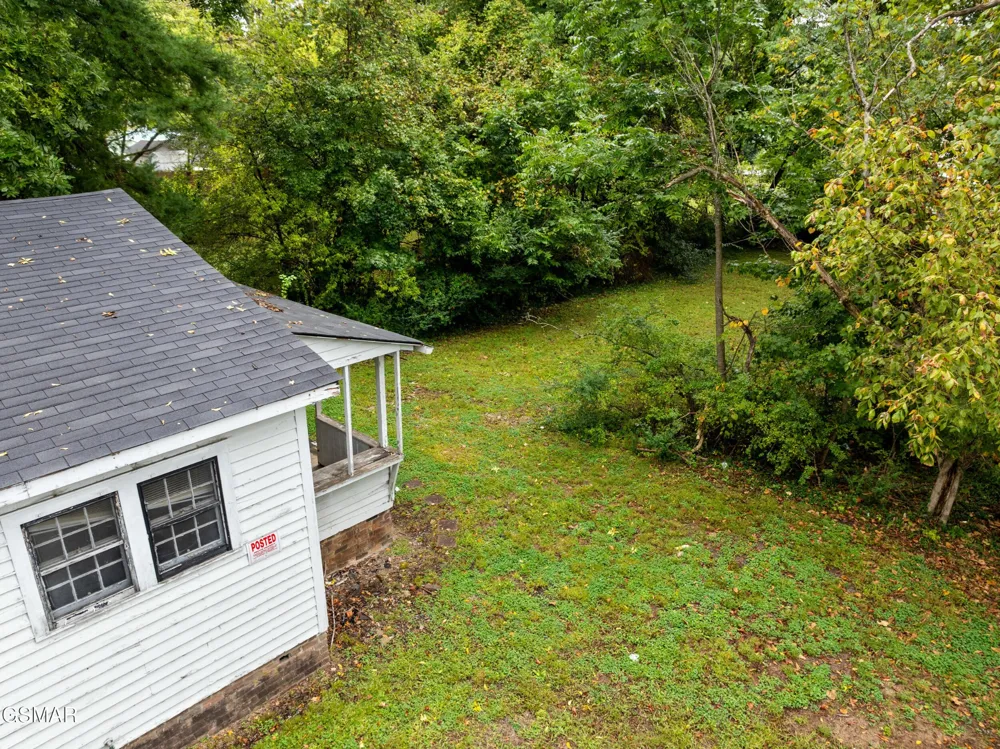226 E Main Street Sevierville, TN 37862