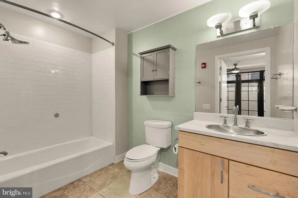 2412 17TH STREET NW #C-03 Washington, DC 20009
