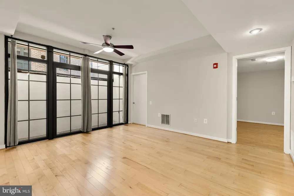 2412 17TH STREET NW #C-03 Washington, DC 20009