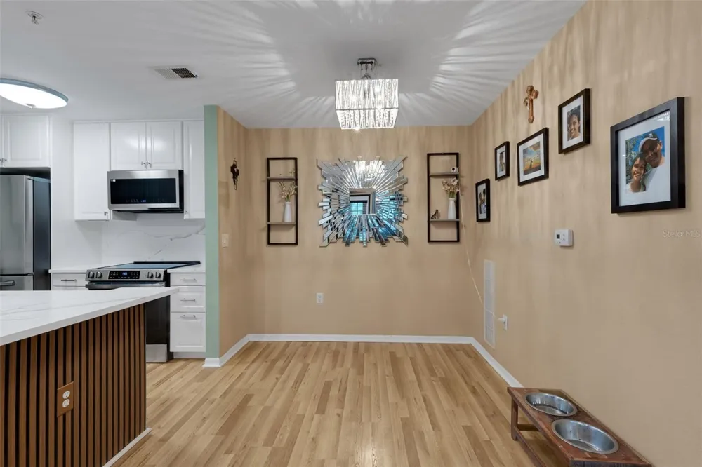 8809 MANOR LOOP #101 Lakewood Ranch, FL 34202