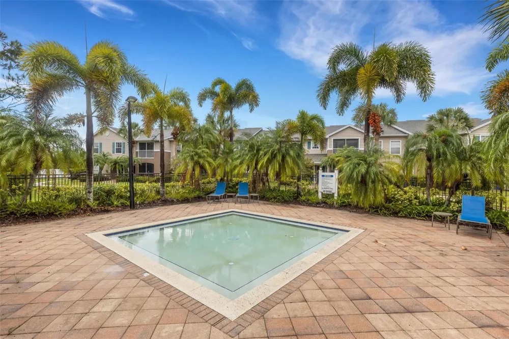 8809 MANOR LOOP #101 Lakewood Ranch, FL 34202