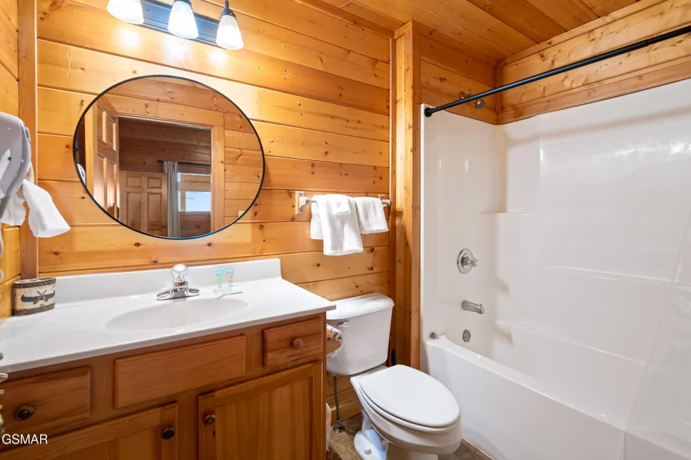 4160 High Ridge Way Sevierville, TN 37862