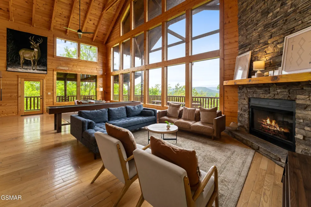 4160 High Ridge Way Sevierville, TN 37862