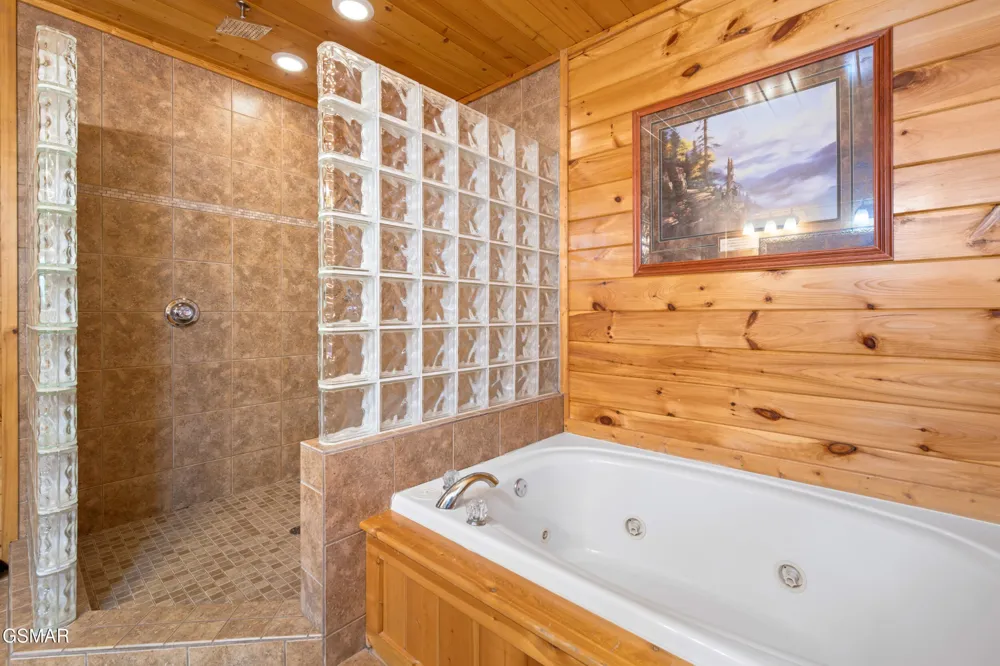 4160 High Ridge Way Sevierville, TN 37862