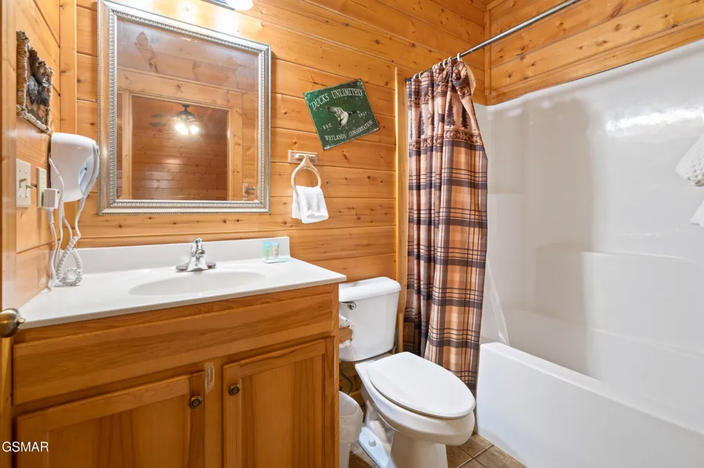 4160 High Ridge Way Sevierville, TN 37862
