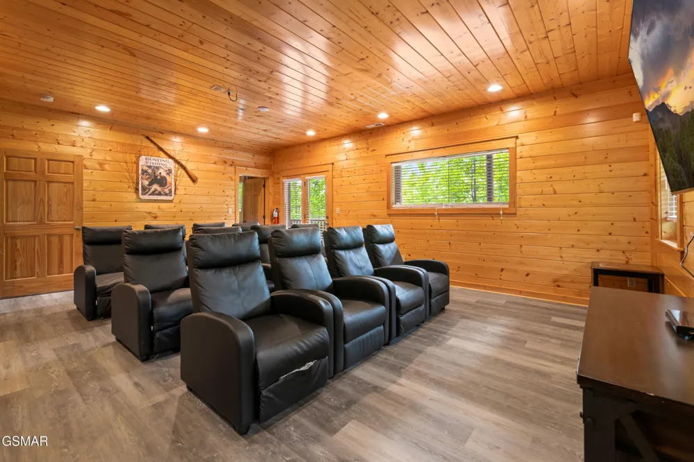 4160 High Ridge Way Sevierville, TN 37862