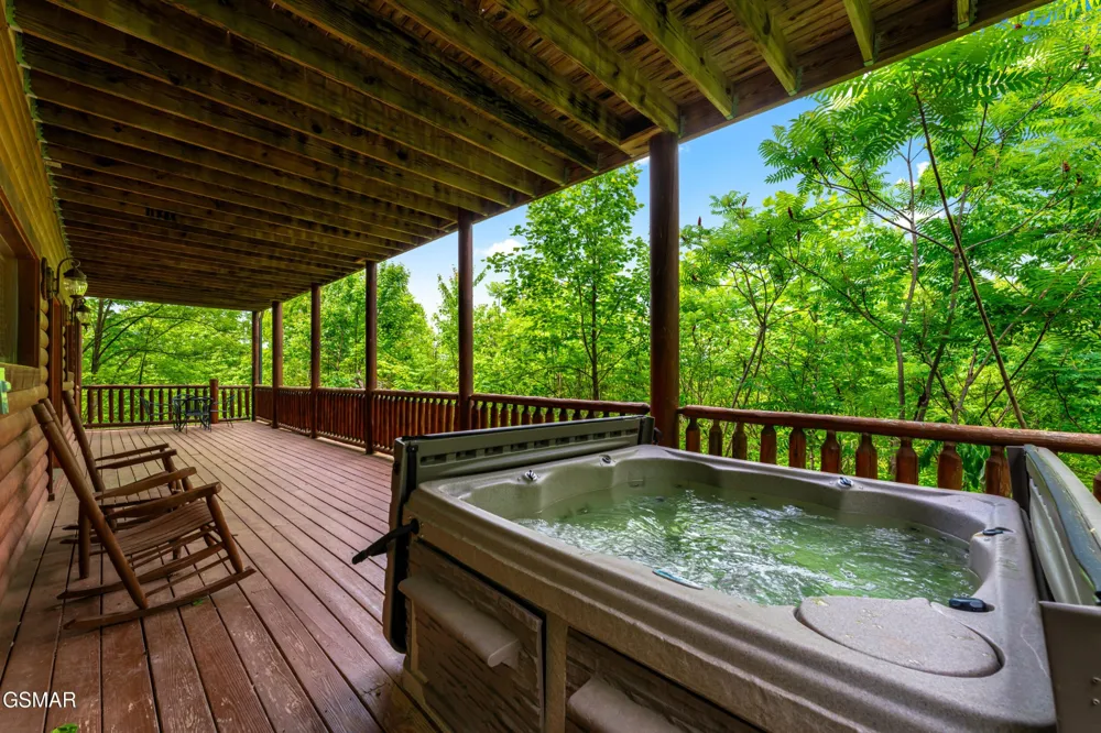 4160 High Ridge Way Sevierville, TN 37862