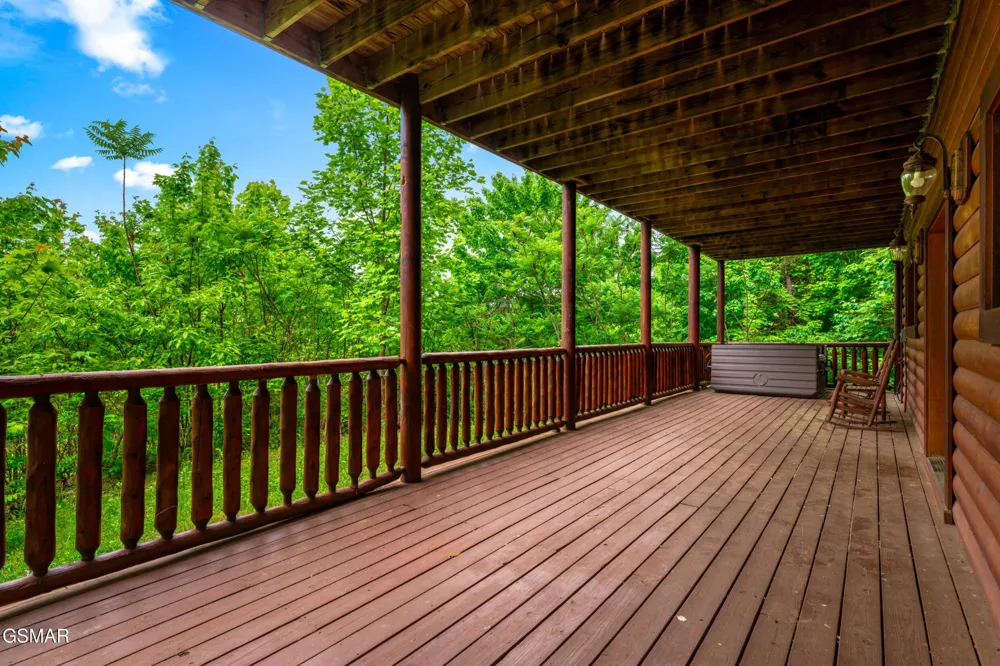 4160 High Ridge Way Sevierville, TN 37862