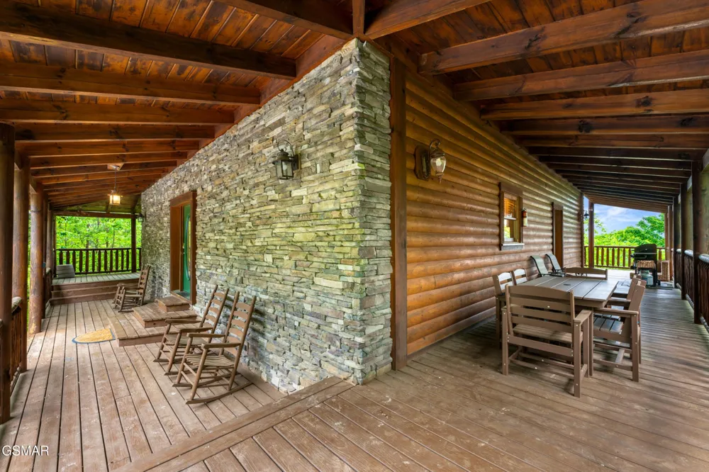 4160 High Ridge Way Sevierville, TN 37862