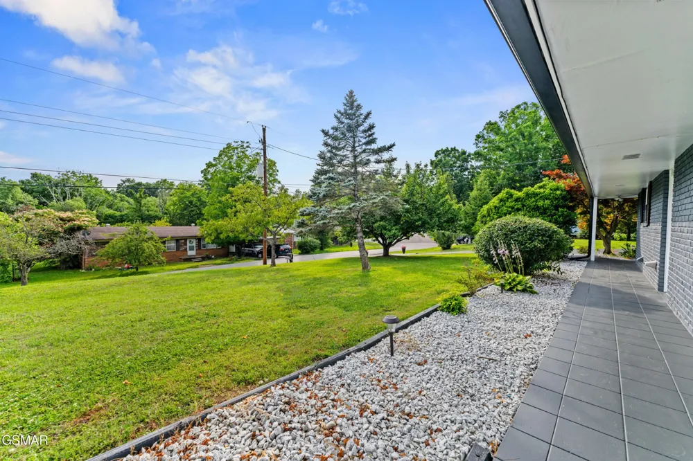 1103 Mayors Drive Sevierville, TN 37862