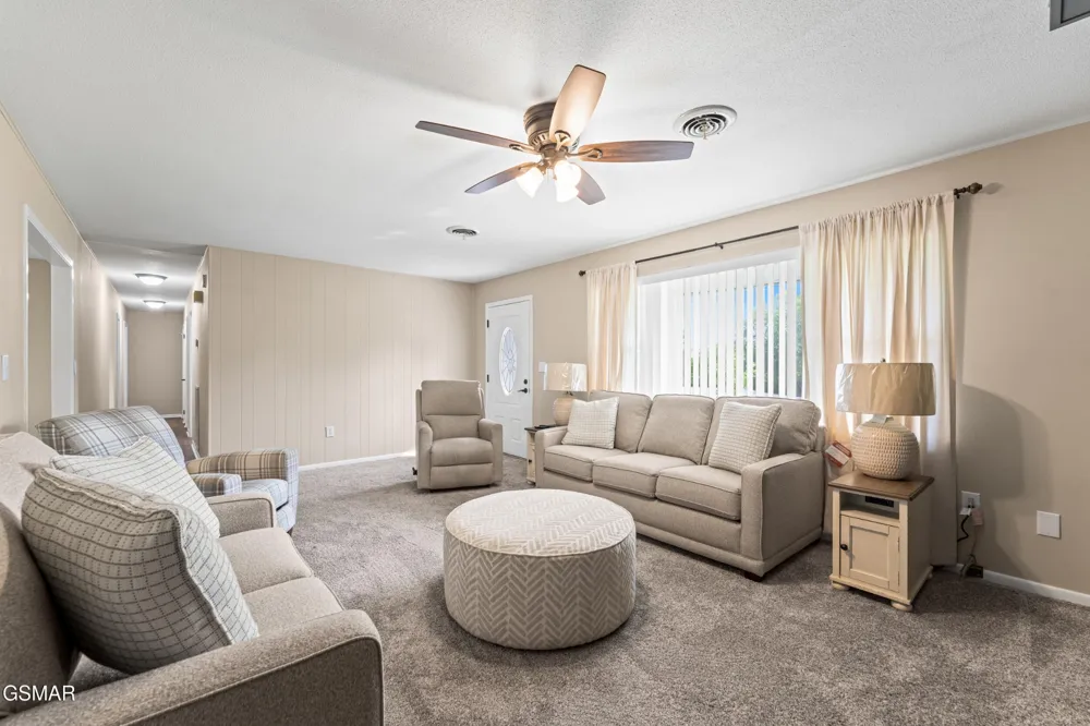 1103 Mayors Drive Sevierville, TN 37862