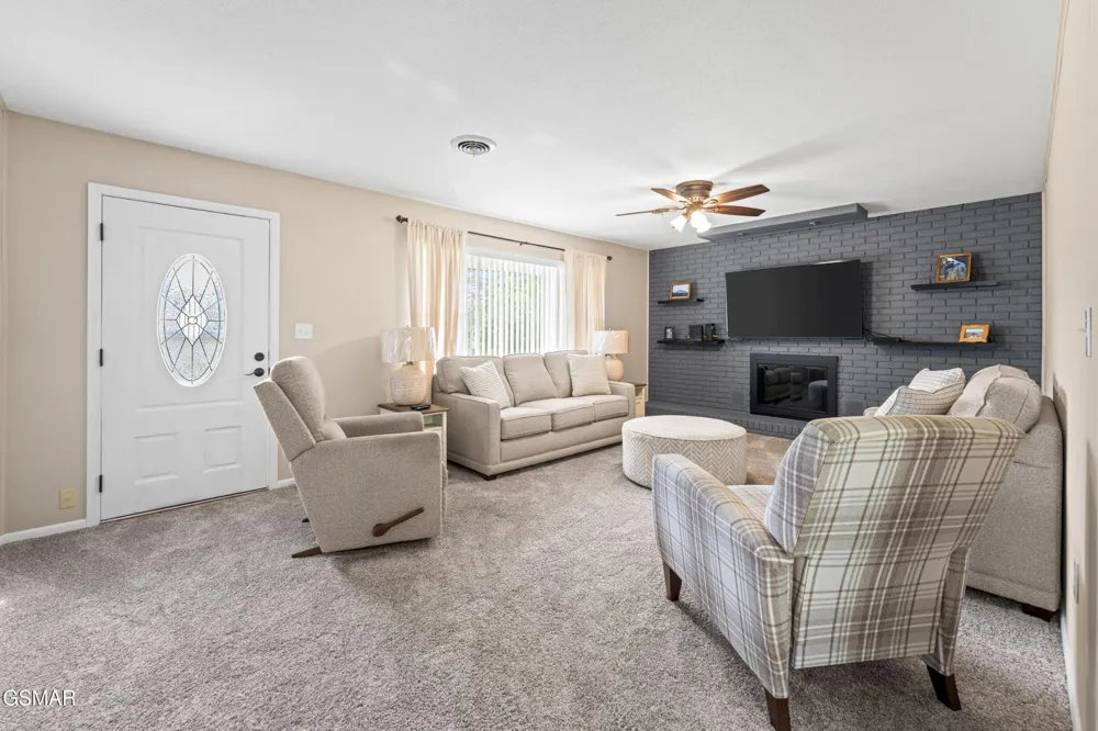 1103 Mayors Drive Sevierville, TN 37862