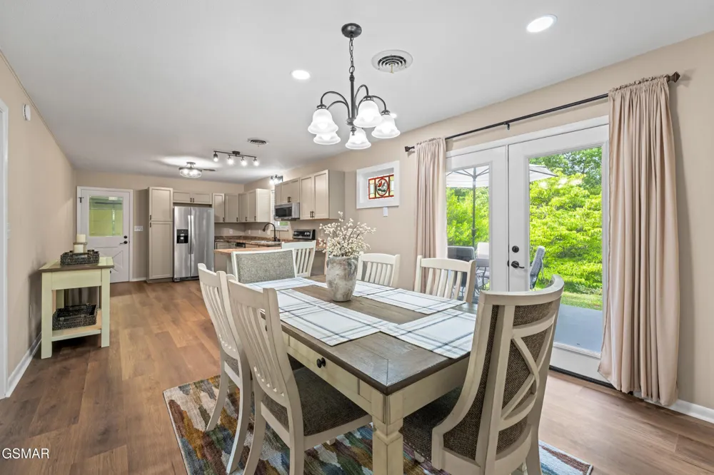 1103 Mayors Drive Sevierville, TN 37862