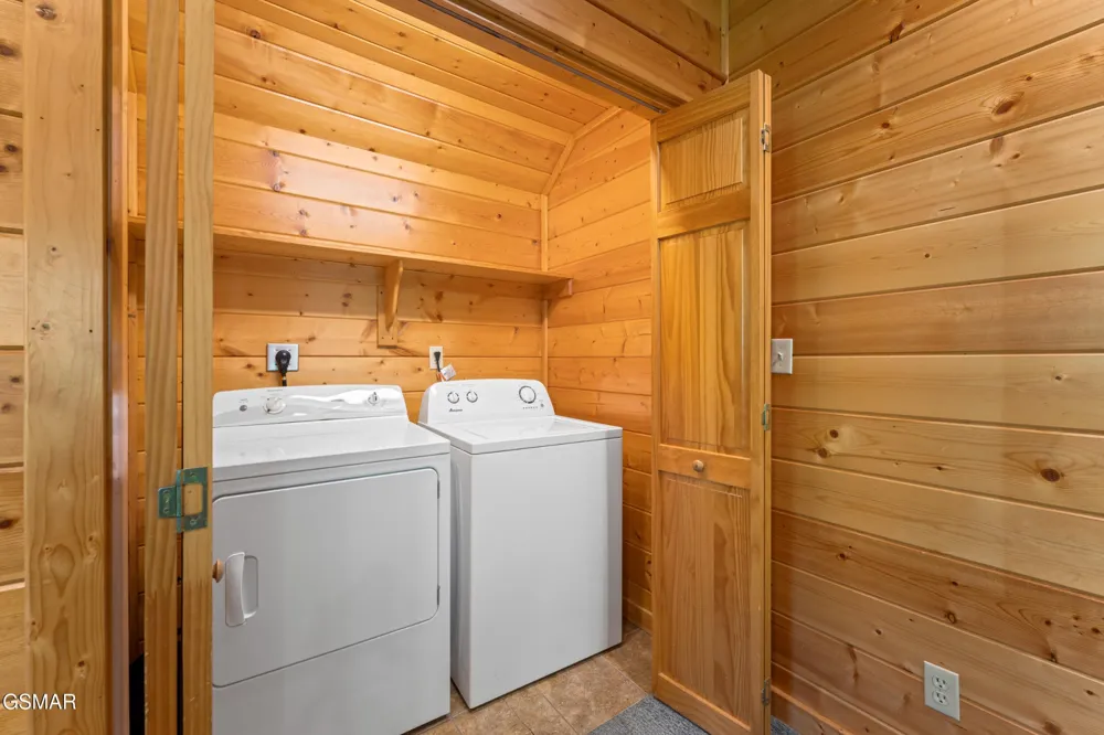 4150 High Ridge Way Sevierville, TN 37862