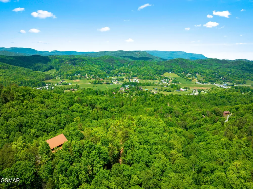 4150 High Ridge Way Sevierville, TN 37862
