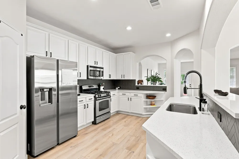 1512 Augusta Drive Savannah, TX 76227