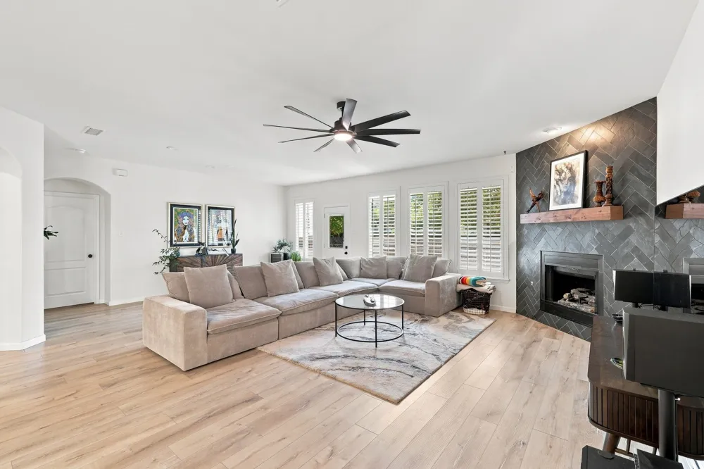 1512 Augusta Drive Savannah, TX 76227