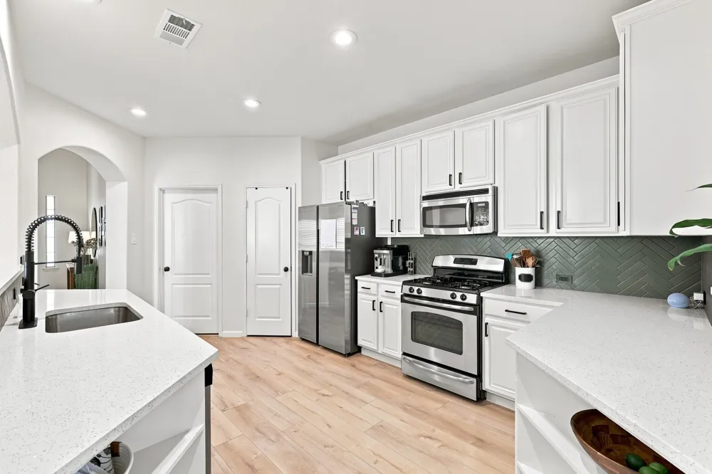 1512 Augusta Drive Savannah, TX 76227
