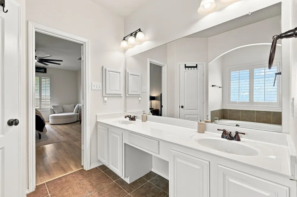 1512 Augusta Drive Savannah, TX 76227