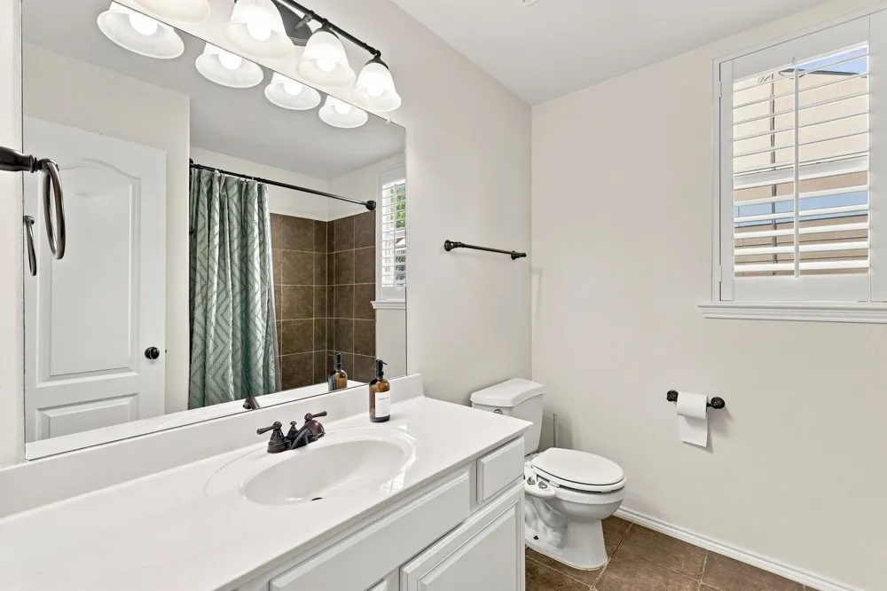 1512 Augusta Drive Savannah, TX 76227