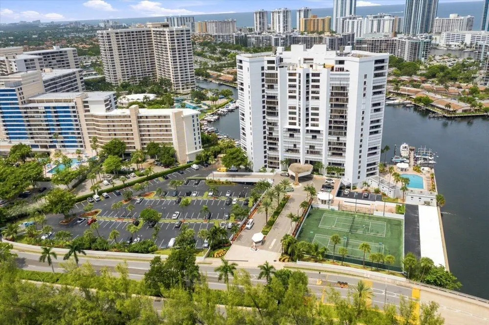 300 THREE ISLANDS BOULEVARD #312 Hallandale Beach, FL 33009