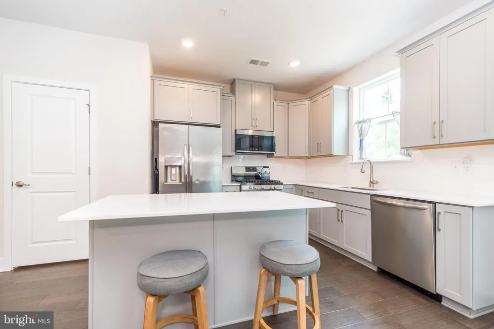 331 FOUNDRY STREET Phoenixville, PA 19460