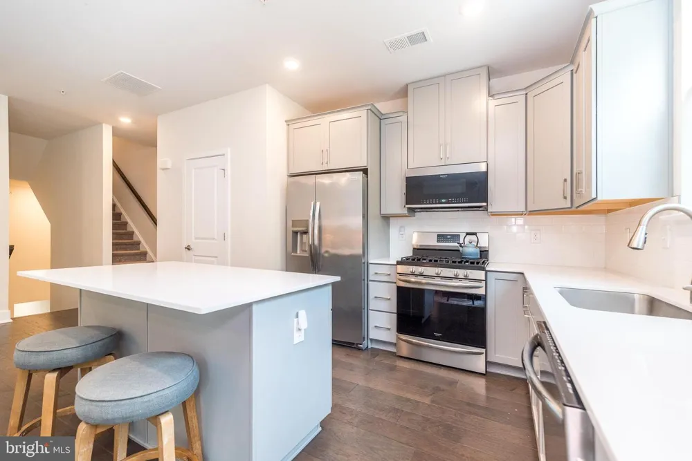 331 FOUNDRY STREET Phoenixville, PA 19460