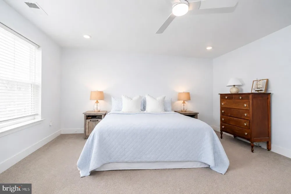 331 FOUNDRY STREET Phoenixville, PA 19460