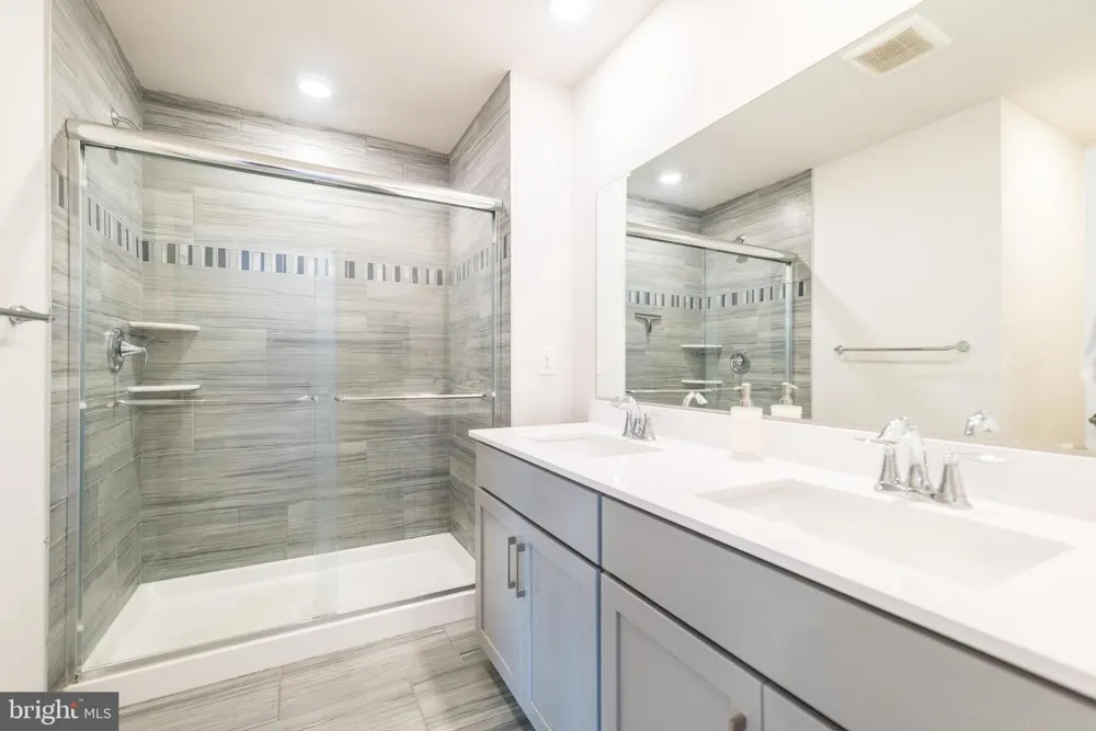 331 FOUNDRY STREET Phoenixville, PA 19460