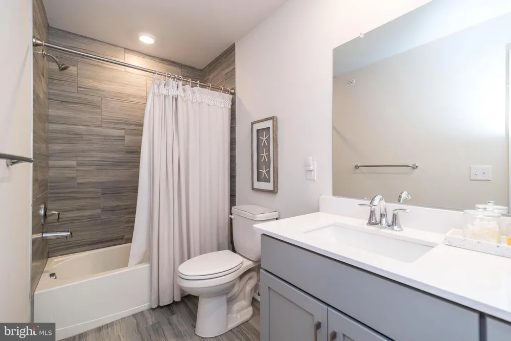 331 FOUNDRY STREET Phoenixville, PA 19460