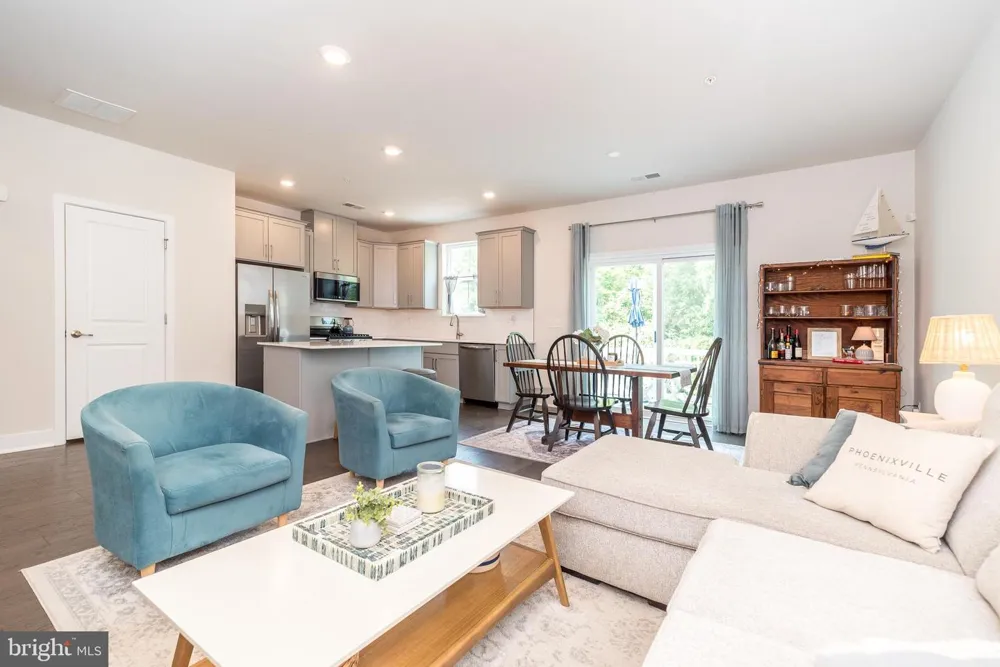 331 FOUNDRY STREET Phoenixville, PA 19460