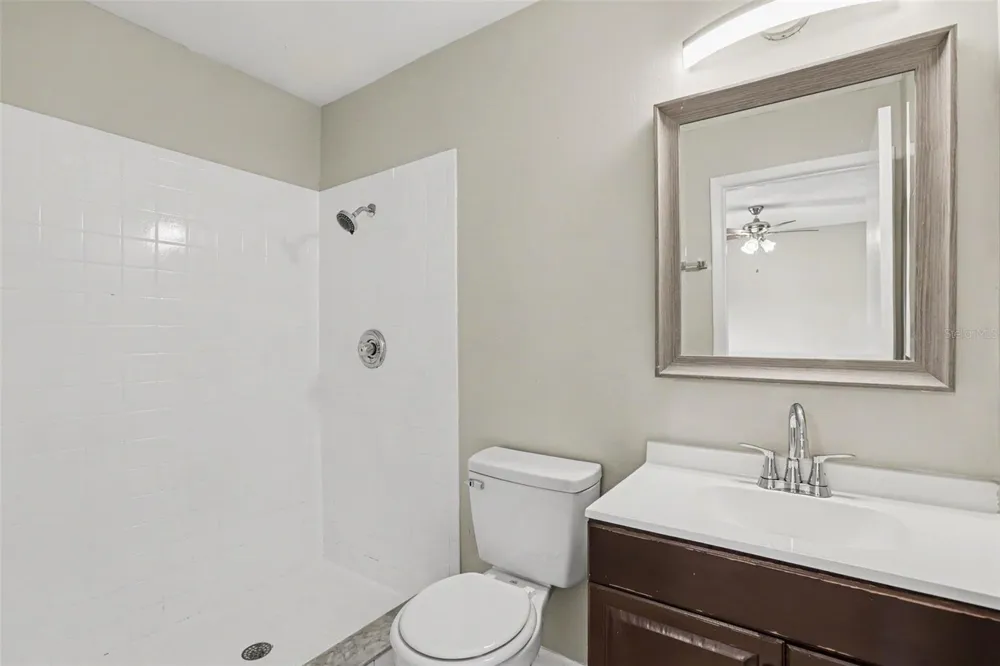 1019 AXLEWOOD CIRCLE Brandon, FL 33511