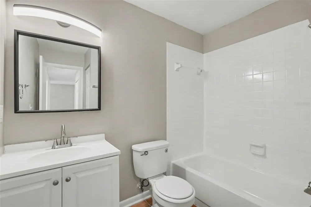 1019 AXLEWOOD CIRCLE Brandon, FL 33511