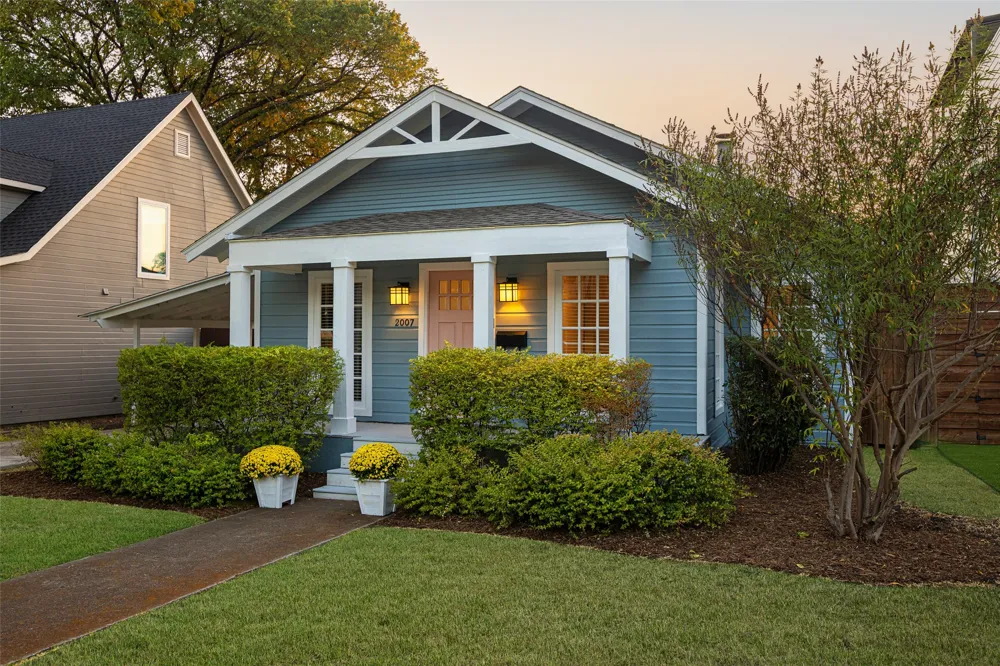2007 Euclid Avenue Dallas, TX 75206